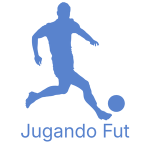 persona jugando futbol